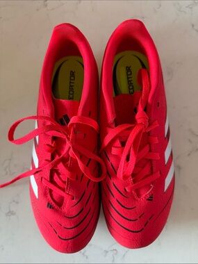 Kids Adidas Predator Soccer Cleats